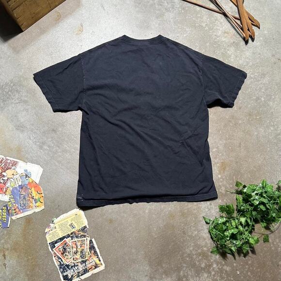 Sitka Alaska Embroidered Tee Mens XL Black Red Tribal Native American Shirt - Picture 3 of 4